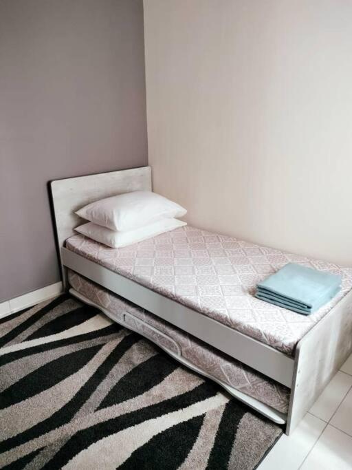 Pangsapuri J Dupion Residences *